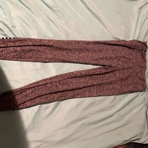 Women’s gray soft leggings with banded ankles